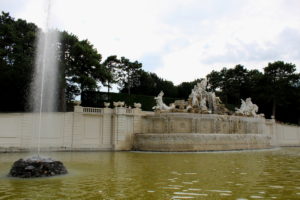 Ogrody Pałacu Schonbrunn w Wiedniu